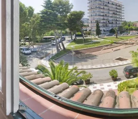 Ght Xaloc فندق بلاتجا ذارو